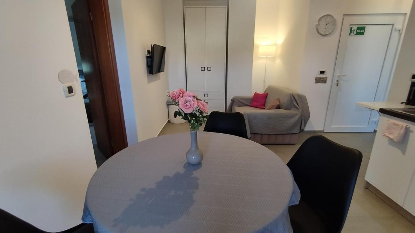 Crystal Apartment Umag Bagian luar foto